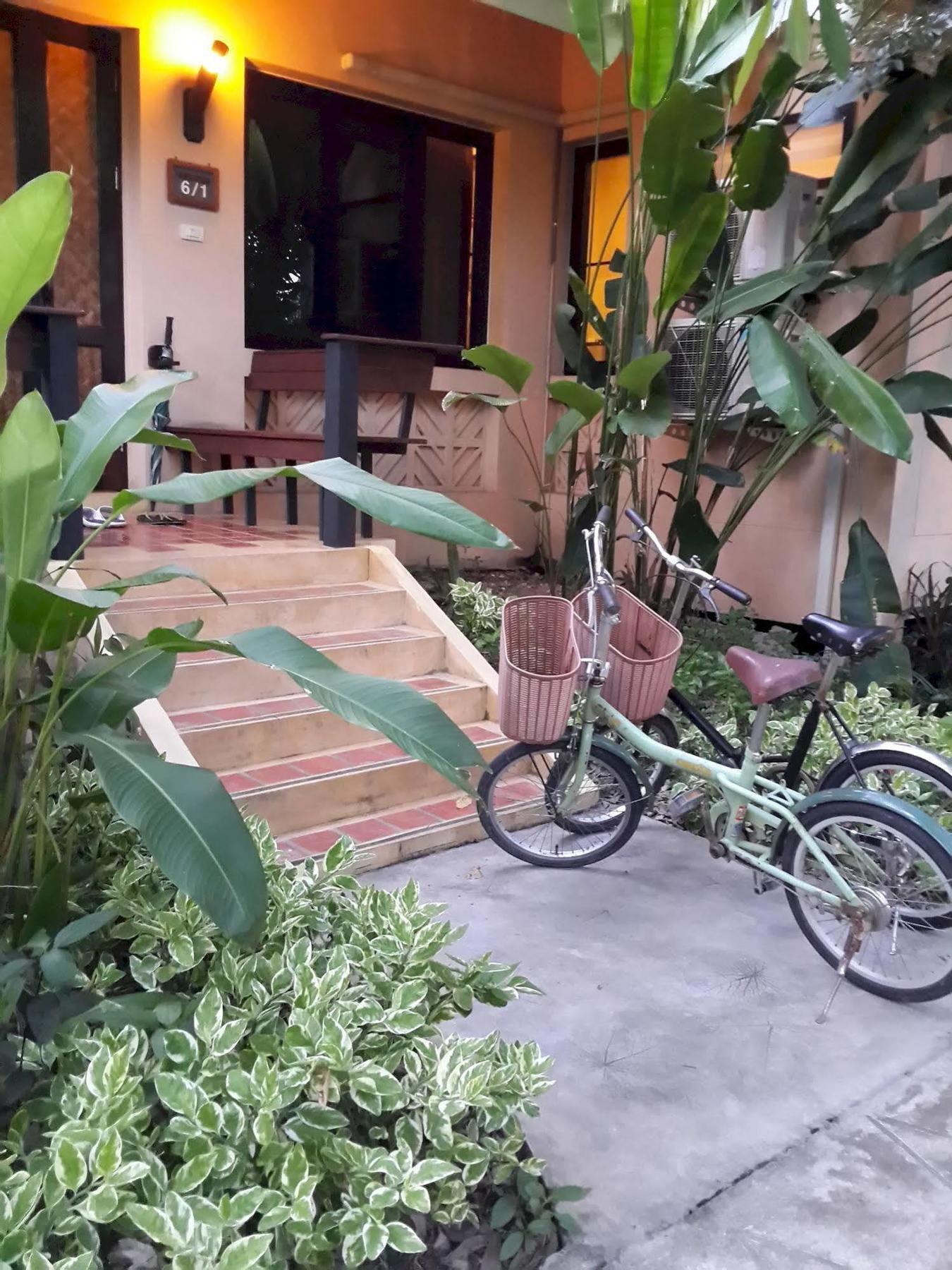 荫娜特度假酒店 巴吞他尼 外观 照片
